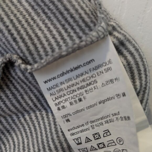 Calvin Klein Men's Liquid Touch XL Gray Stripe Collared Shirt - Picture 11 of 12